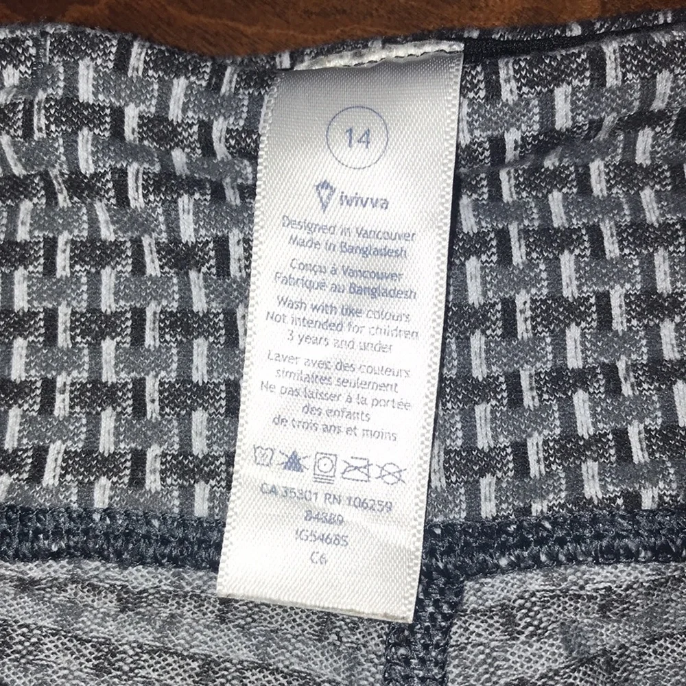 Ivivva by Lululemon GRAY with BLACK Blocked Pattern Girl’s Size 14 Leggings